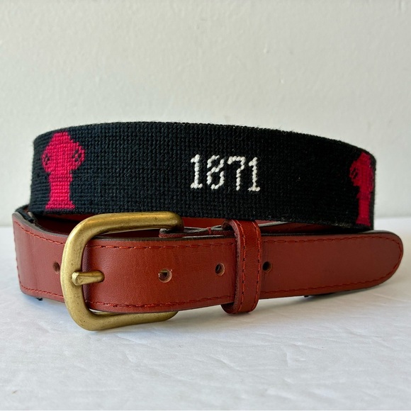 Smathers & Branson Needlepoint Belt, Golf, Fire - Picture 1 of 10